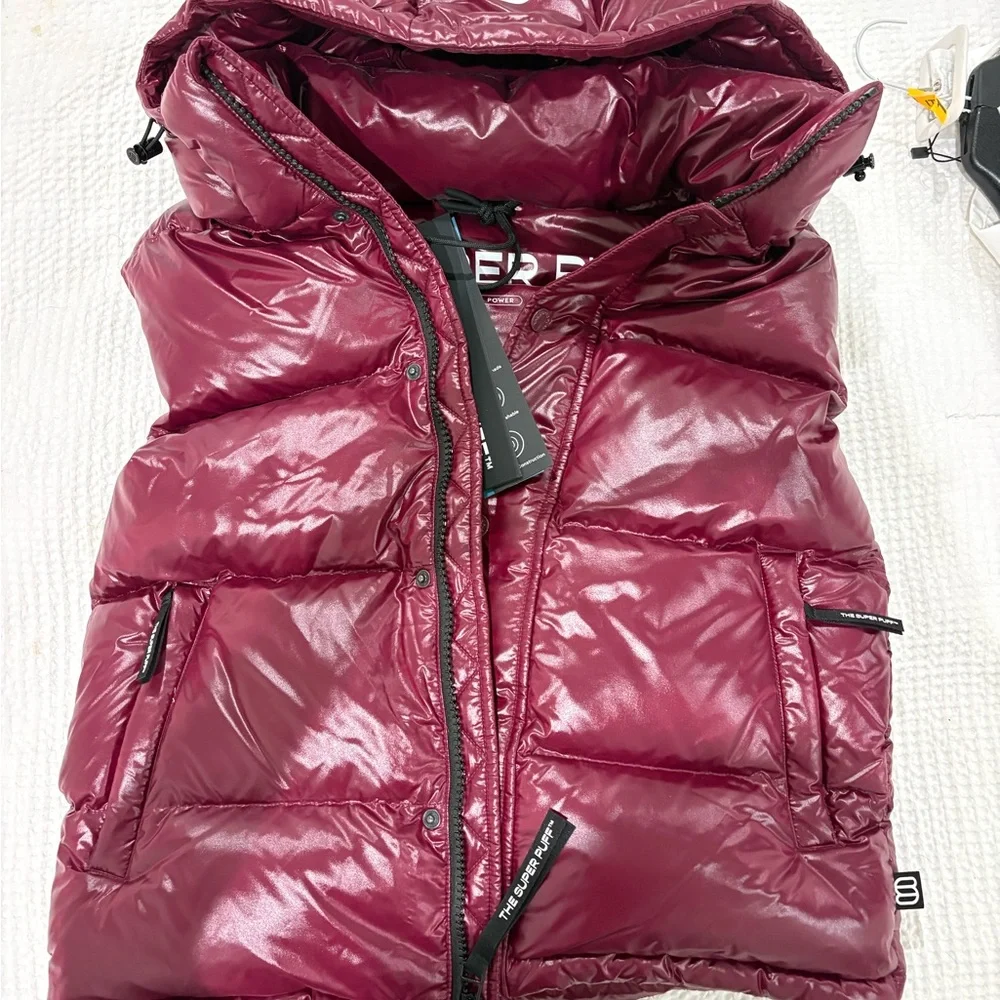 Aritzia Superpuff Vest - Hi Gloss burgundy